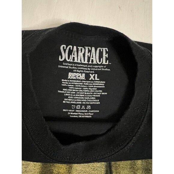 Scarface Movie T-Shirt XL Black Background Tub Scene Graphic Print On Tee - Picture 5 of 5